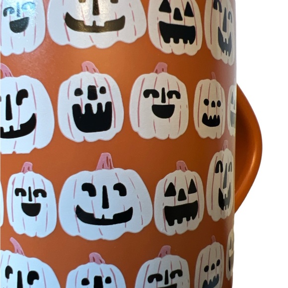 Hyde and Eek 2022 Halloween Pumpkin Mug - Picture 3 of 4
